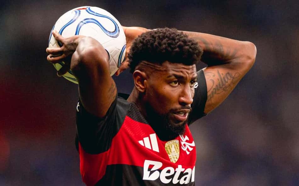 Emerson Royal cobra lateral pelo Flamengo