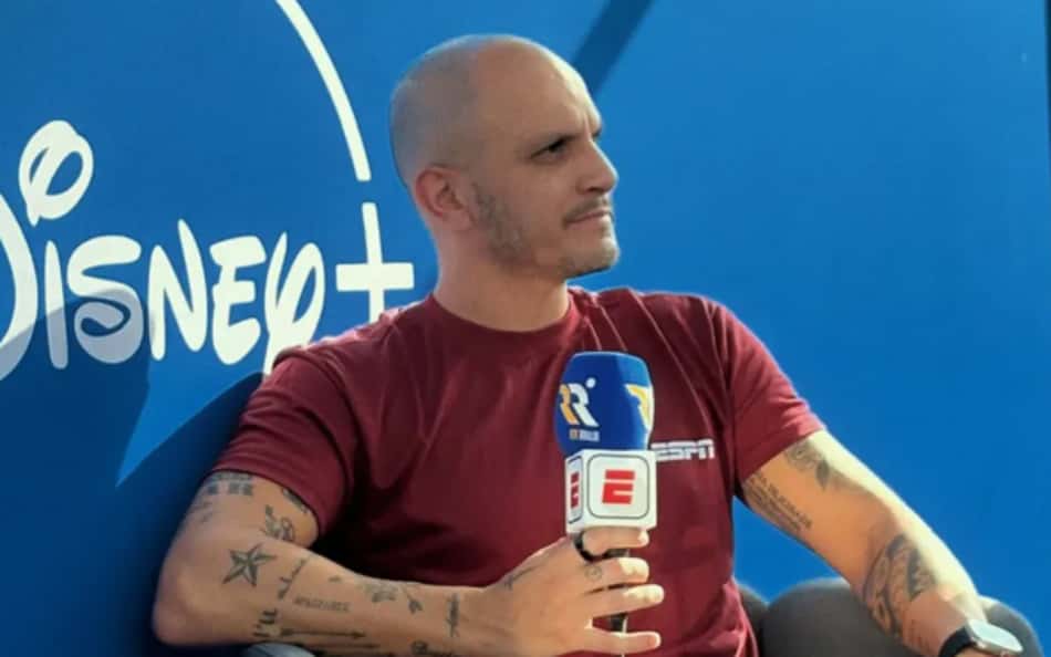 Fábio Santos é atual comentarista da ESPN
