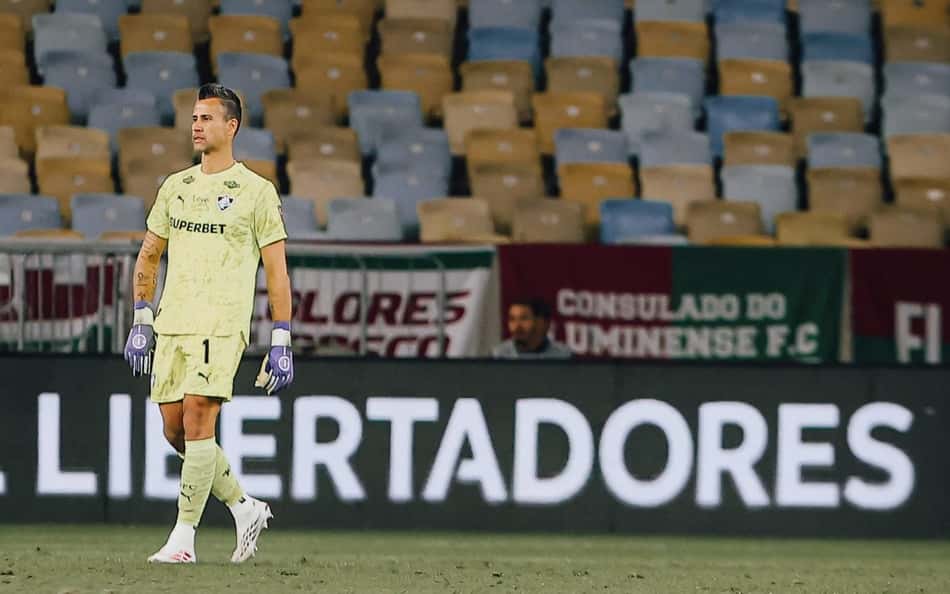 Fábio é sicero sobre momento conturbado: 'Não é só o Fluminense'