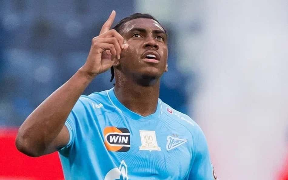 Ex-Corinthians, Felipe Augusto abre o jogo sobre ida à Europa e sonha com convocação para a Seleção Brasileira