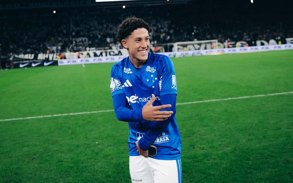 Cruzeiro recusa investida europeia por Felipe Morais