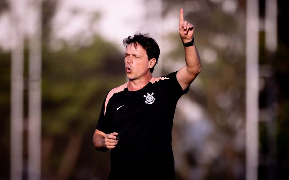 Escalação: Corinthians terá desfalques de titulares contra o Coritiba