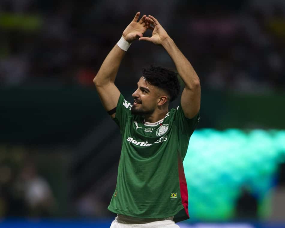 Flaco comemora gol contra o Fortaleza