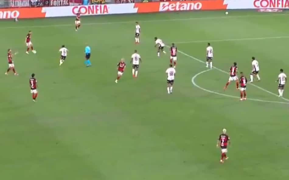 Flamengo x Vitória pelo Brasileirão