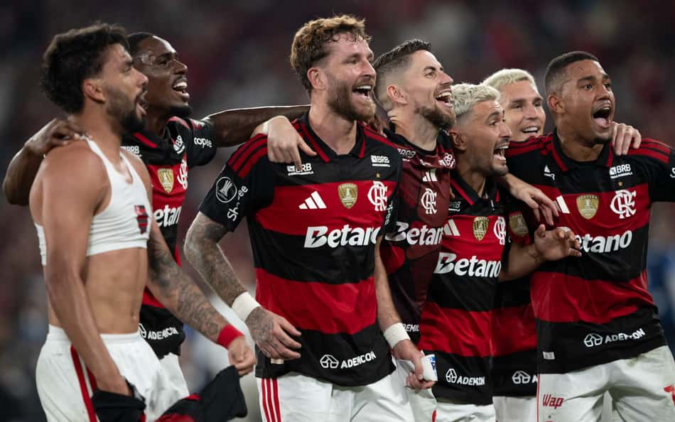 Confronto ficou com o placar agregado em 3 a 2 para o Flamengo (Foto: Jorge Rodrigues/AGIF/Folhapress)