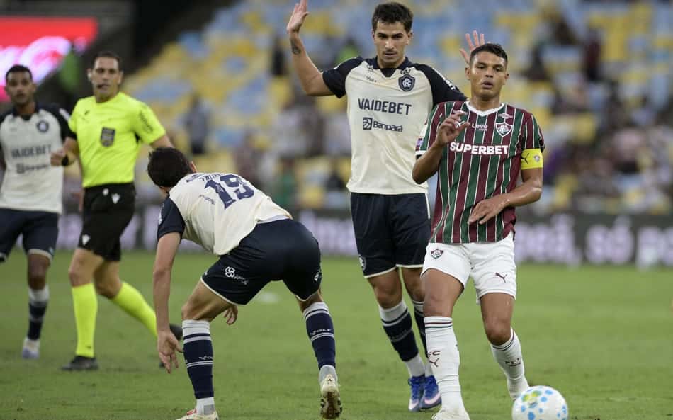 Fluminense e Remo no Maracanã