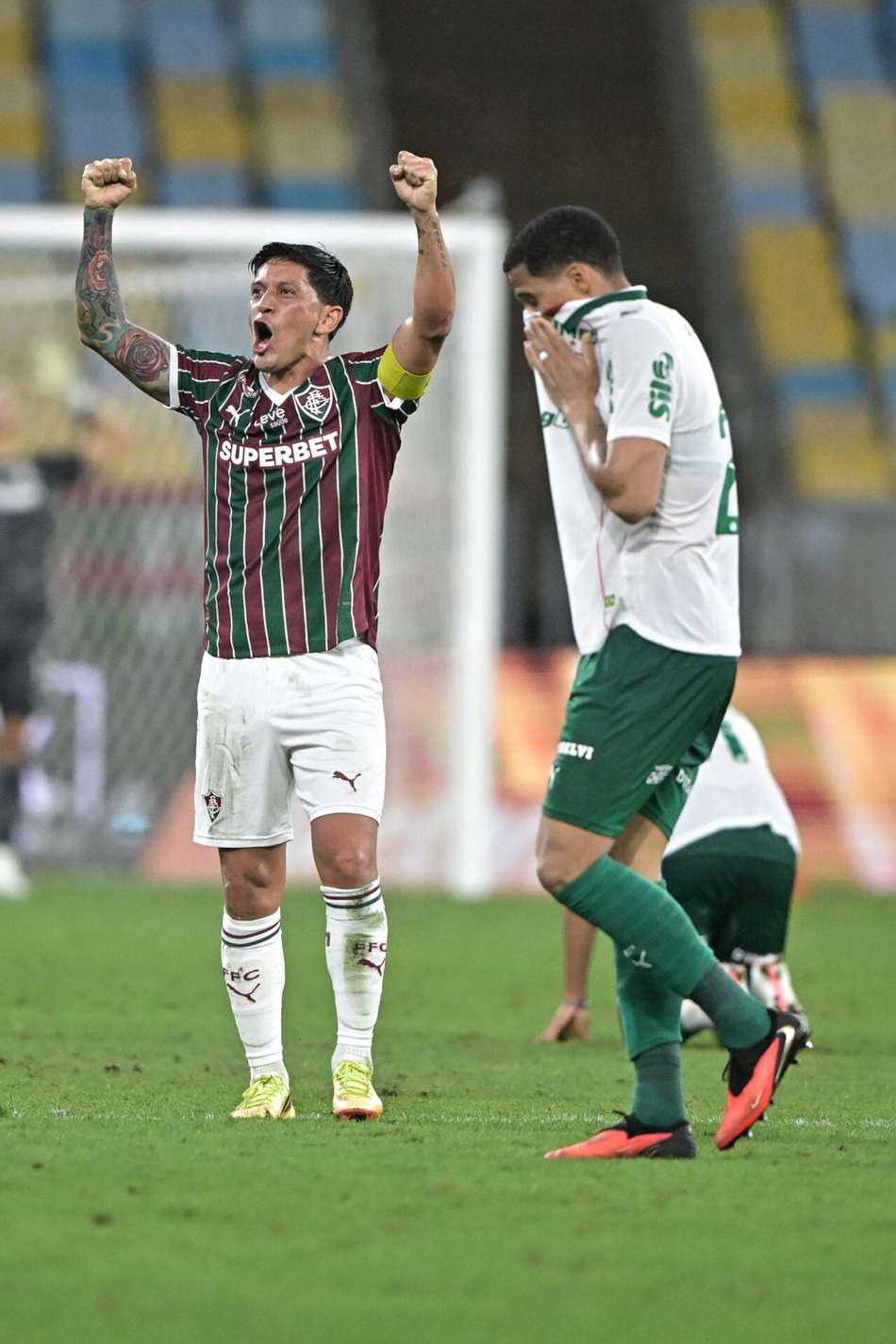 RJ - RIO DE JANEIRO - 15/08/2026 - BRASILEIRO A 2026, FLUMINENSE X PALMEIRAS -Cano jogador do Fluminense comemora vitoria ao final da partida contra o Palmeiras no estadio Maracana pelo campeonato Brasileiro A 2026.