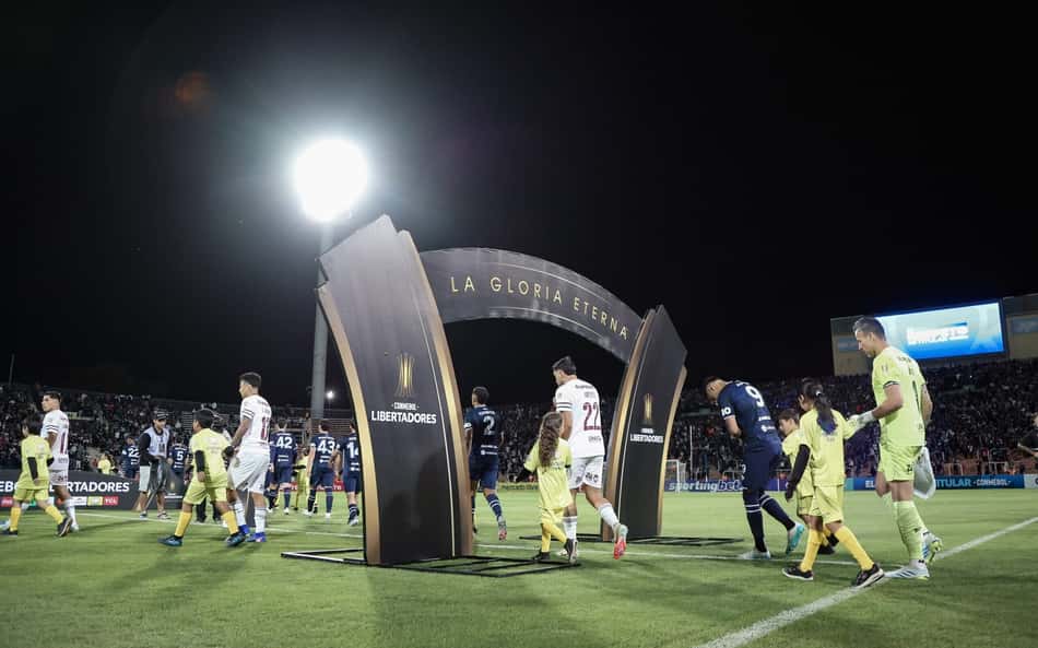 Fluminense no Malvinas Argentinas para enfrentar o Independiente Rivadavia