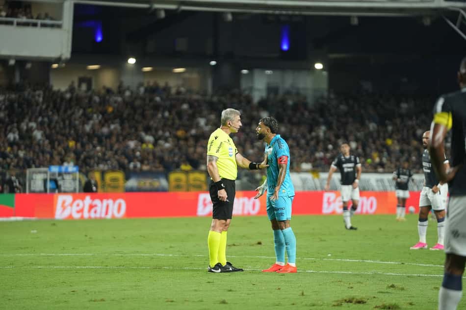 Daronco e Gabigol em Remo x Santos