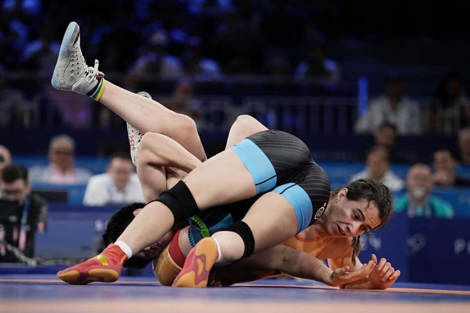 Giulia Penalber em disputa de wrestling nos Jogos Olímpicos Paris 2024