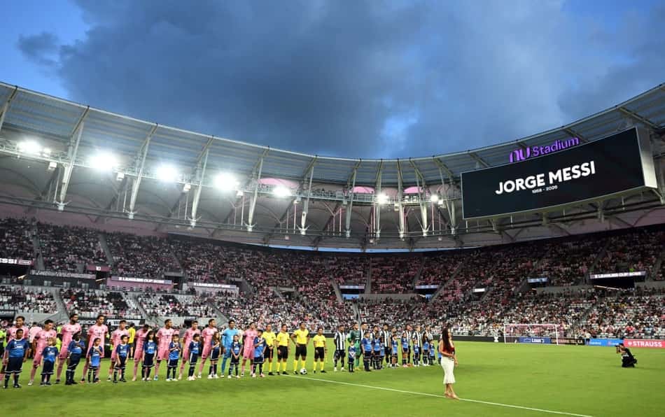 Inter Miami presta homangem a Lionel Messi antes de jogo decisivo (Foto: CHANDAN KHANNA / AFP)