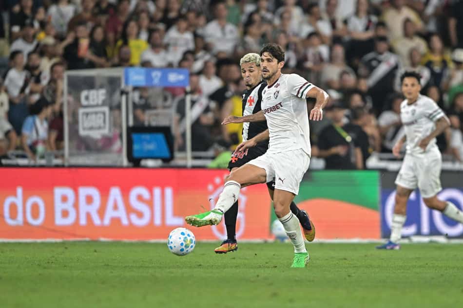 Igor Rabello em ação pelo Fluminense contra o Vasco