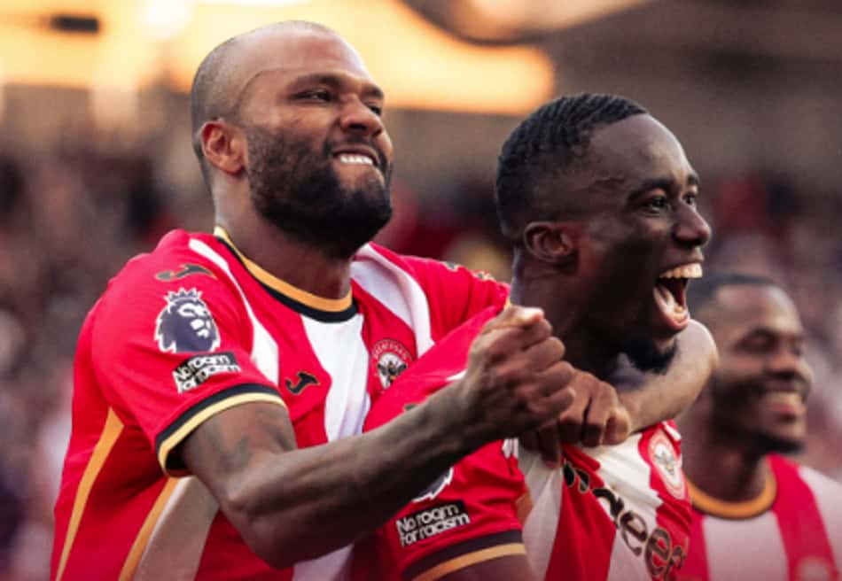 Igor Thiago comemora gol do Brentford