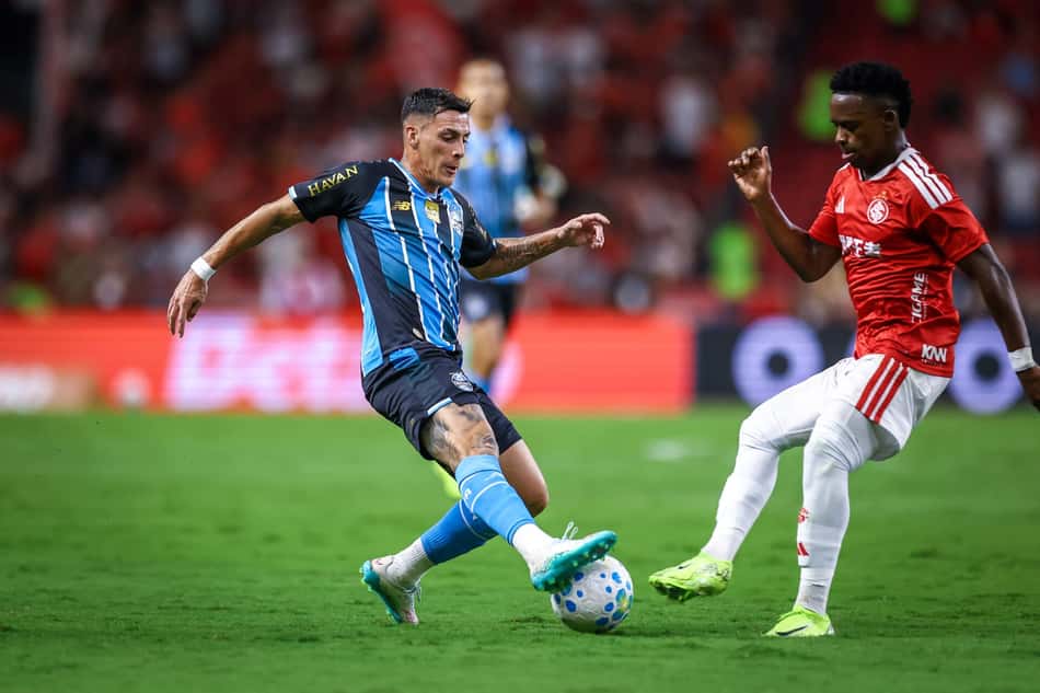 Lance da partida entre Grémio e Internacional disputada na noite deste sábado, no Estádio Beira-Rio, em partida válida pelo Campeonato Brasileiro 2026. 