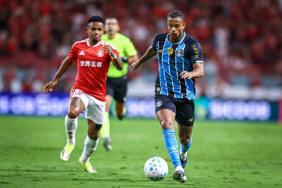 O Internacional recebe o Grêmio no Beira-Rio, pelo jogo de ida das quartas de final da Copa do Brasil.