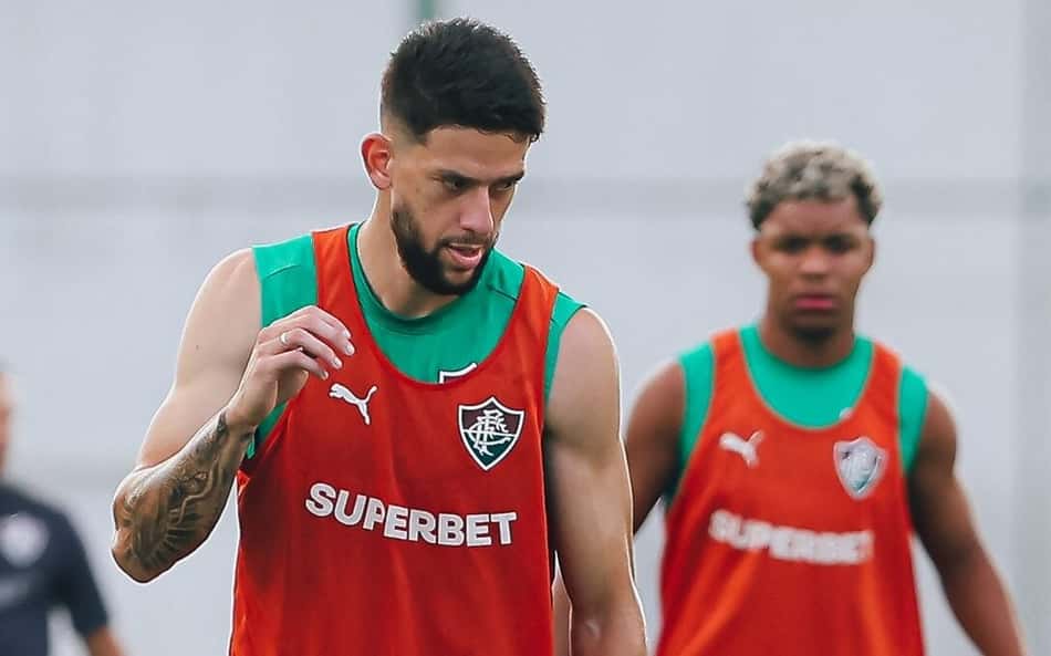Jemmes em ação em treino do Fluminense
