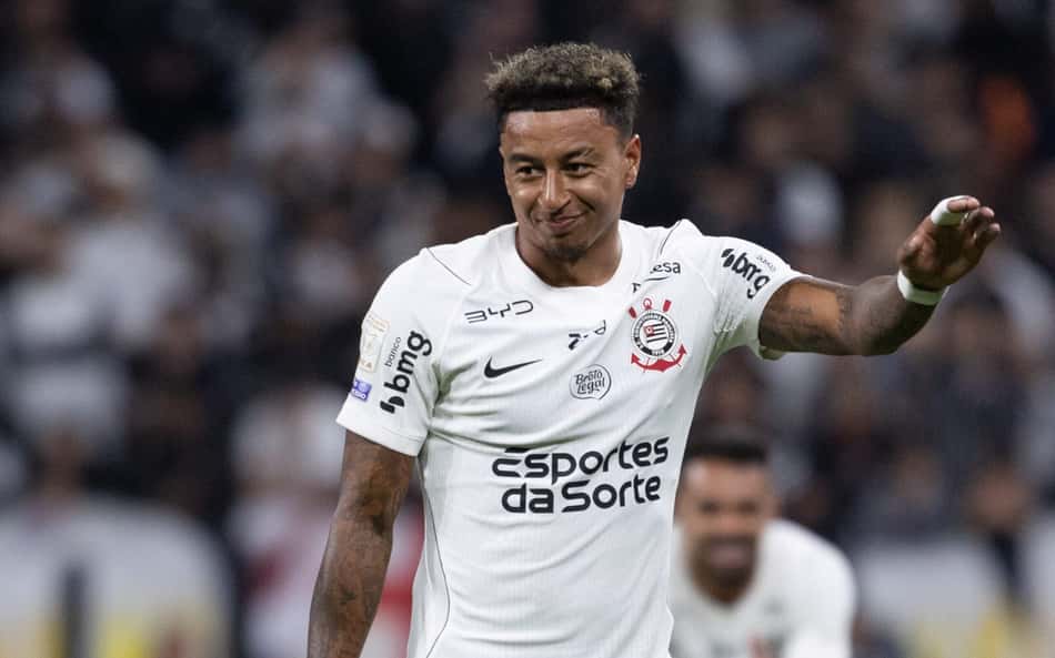 Jesse Lingard com a camisa do Corinthians