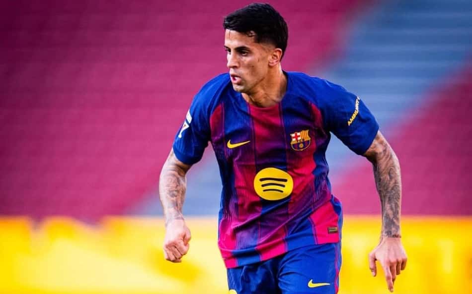 João Cancelo em ação pelo Barcelona