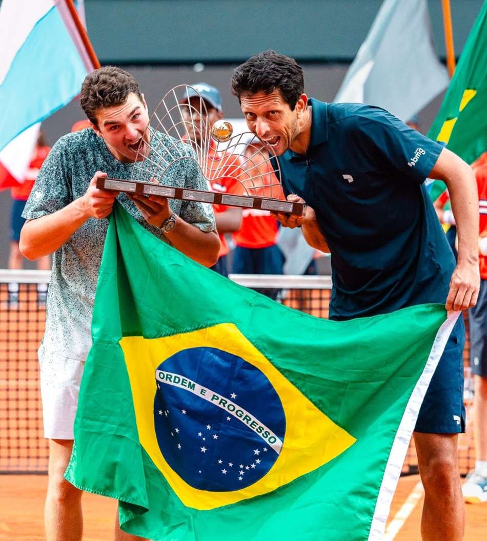 João Fonseca e Marcelo Melo vencem duplas no Rio Open