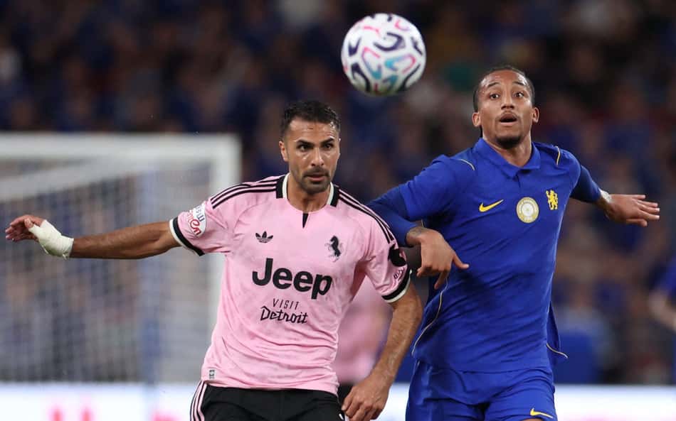 João Pedro em ação pelo Chelsea no amistoso contra a Juventus