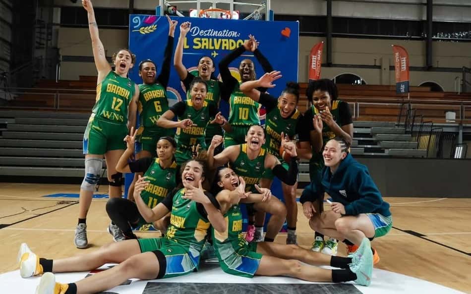 Jogadoras do Brasil comemoram vaga na Americup de 2027