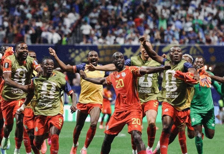 Jogadores da RD Congo celebram vaga no mata-mata da Copa do Mundo