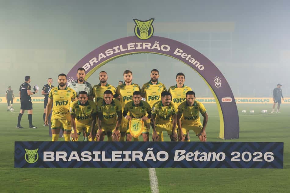 Jogadores do Mirassol perfilados