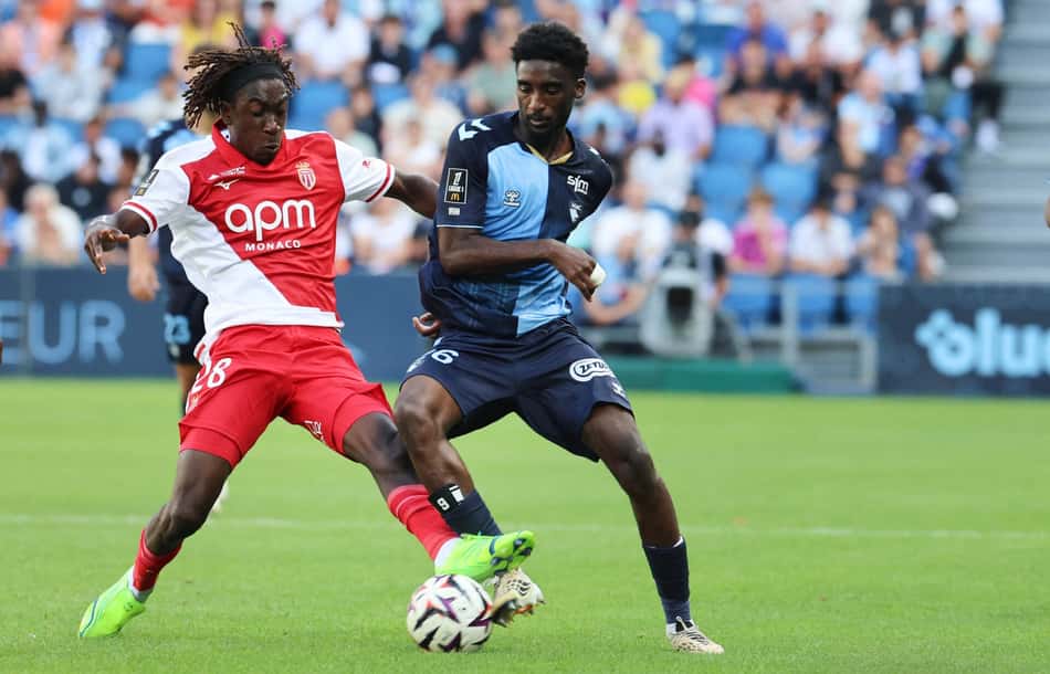 Jogadores do Monaco em ação contra o Le Havre, na Ligue 1