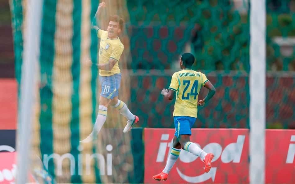Joia e artilheiro do Timão, Lucca Caramico celebrando o primeiro gol da partida, marcado contra a Venezuela. Créditos: Rafael Ribeiro / CBF