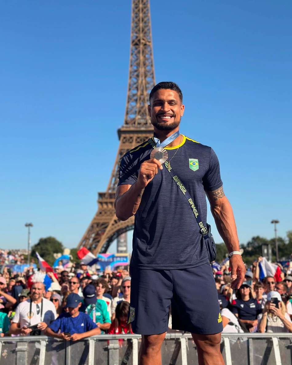 Leonardo Gonçalves também é medalhista olímpico, com o ronze nos Jogos Olímpicos de Paris 2024 na disputa por equipes mistas de judô (Foto: Instagram)