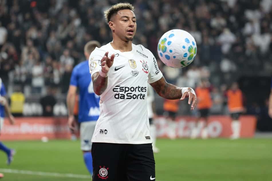 Jesse Lingard com a camisa do Corinthians