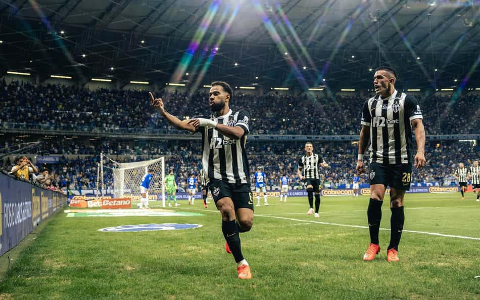 Lodi comemora gol no clássico contra o Cruzeiro (Foto: Pedro Souza / Atlético)