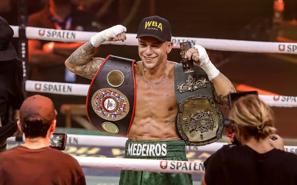 Luan Medeiros venceu o cinturão latino-americano da WBA no Spaten Fight Night 3 (Foto: Inovafoto/Divulgação Spaten)