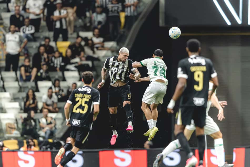 Lyanco em Atlético x Juventude na Copa do Brasil (Foto: Pedro Souza / Atlético)