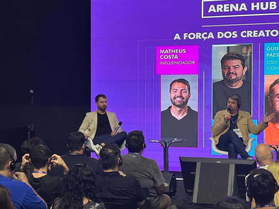 Matheus Costa, torcedor do Botafogo, durante palestra na Rio Innovation Week