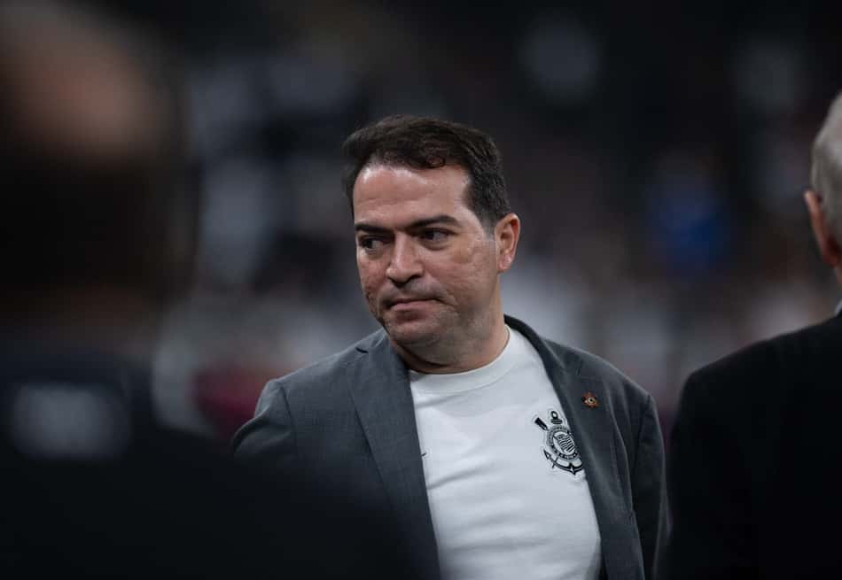 Marcelo Paz critica arbitragem em Internacional x Corinthians