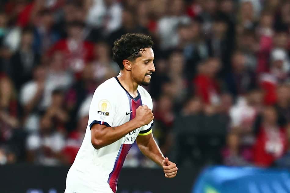 Marquinhos vibra após gol