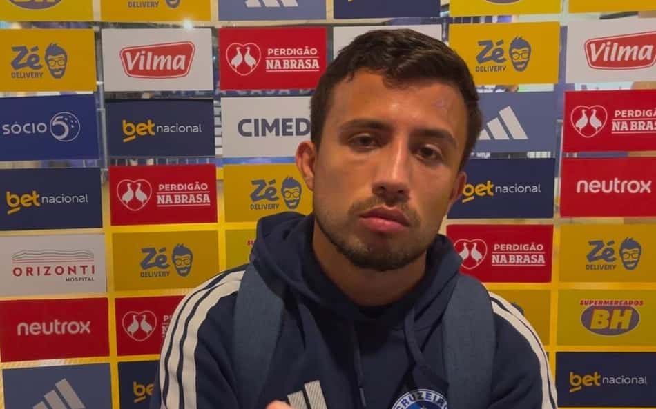 Matheus Henrique na zona mista (3)