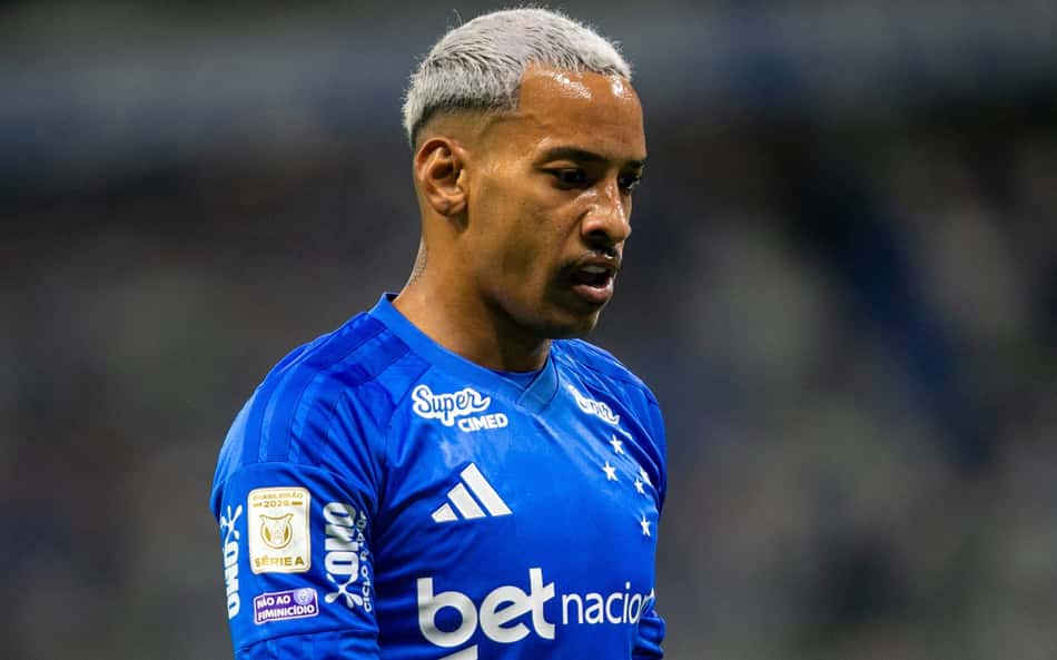Cruzeiro marcou no último minuto contra o Flamengo no Mineirão (Foto: Fernando Moreno/AGIF/Folhapress)