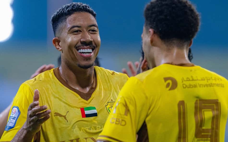 Matheus Saldanha comemora gol