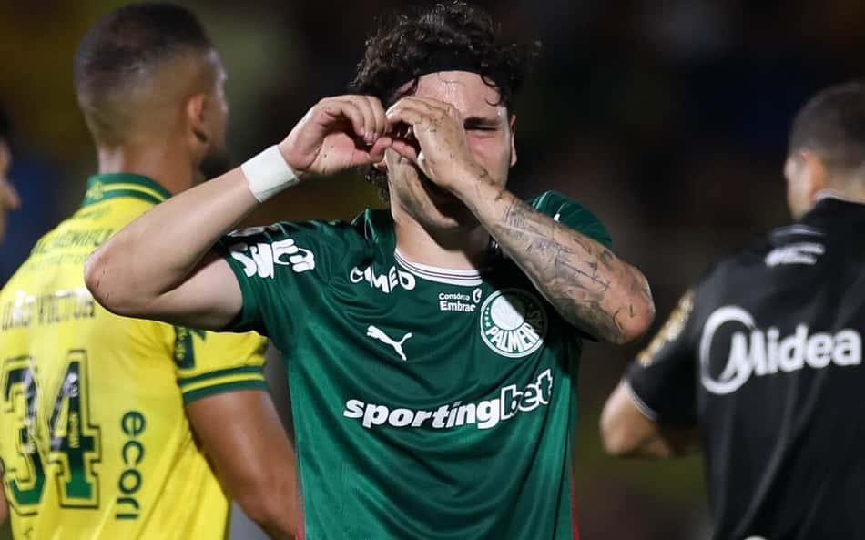 Maurício comemorando gol no duelo entre Palmeiras e Mirassol