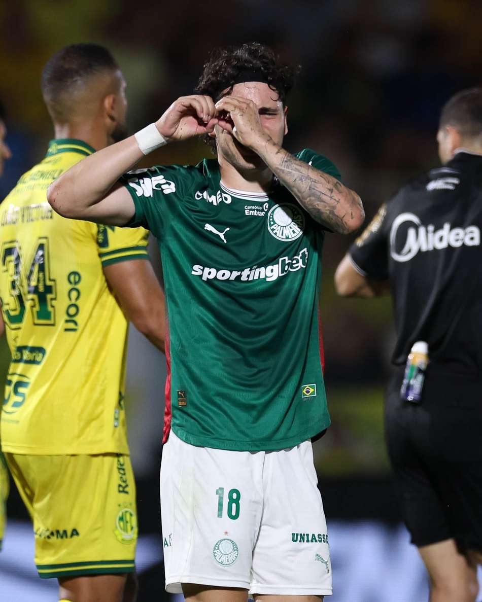 Maurício comemorando gol no duelo entre Palmeiras e Mirassol