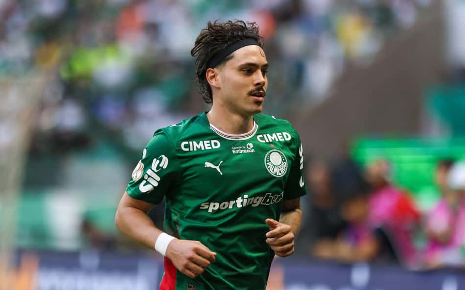Maurício em ação pelo Palmeiras contra o Fortaleza pela Copa do Brasil