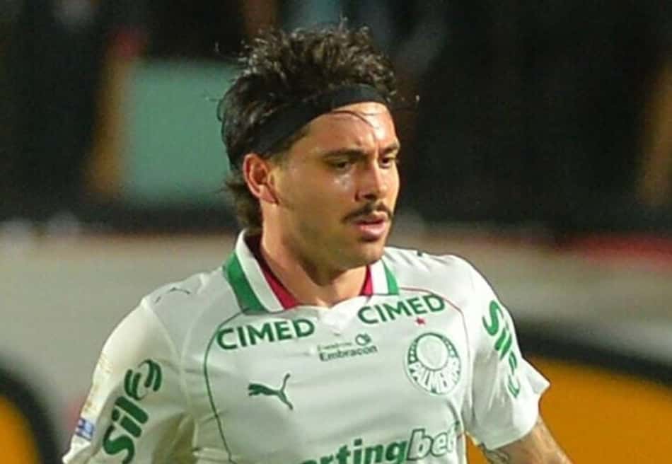 Mauricio em atuação no jogo do Palmeiras contra o Vitória