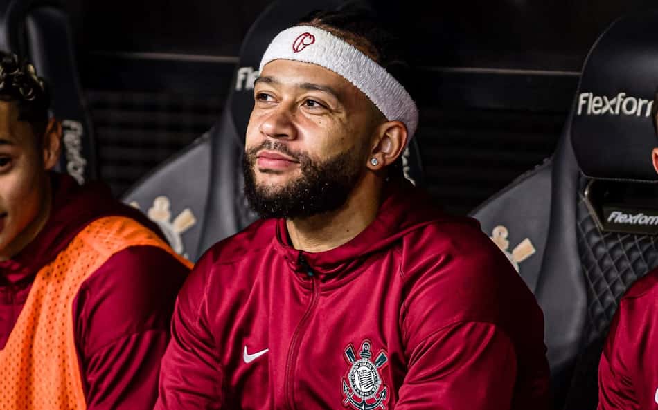 Memphis Depay pelo Corinthians