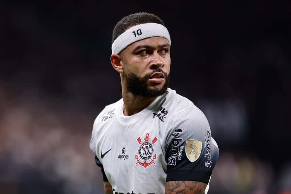 Memphis Depay pelo Corinthians