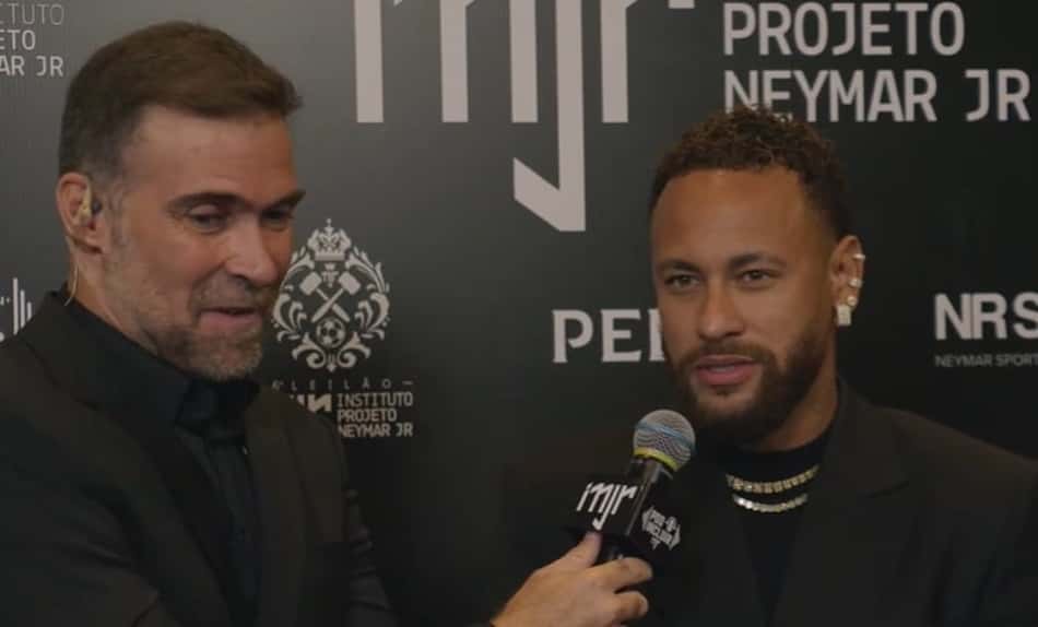 Neymar participa de leilão antes de jogo do Santos. (Foto: Divulgação/ Internet)