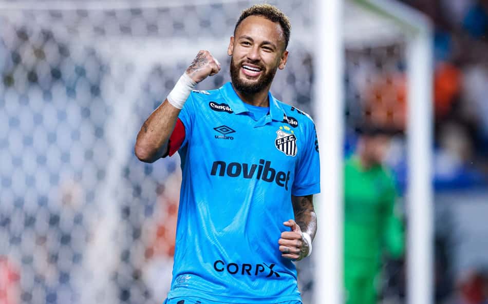 Neymar comemora gol de Rony com assistência sua no jogo de volta entre Santos e Remo na Copa do Brasil
