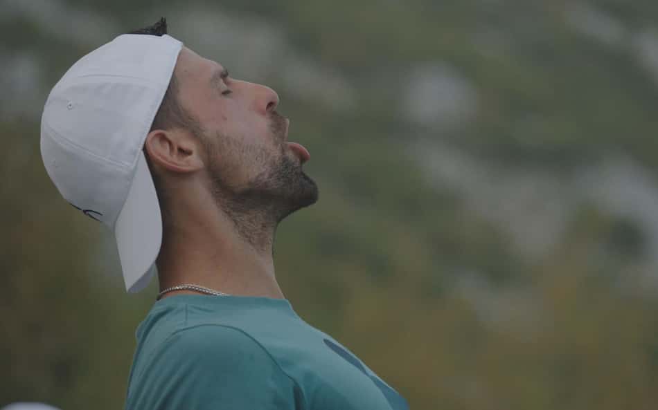 Pai de Djokovic recorreu a agiotas para investir no filho