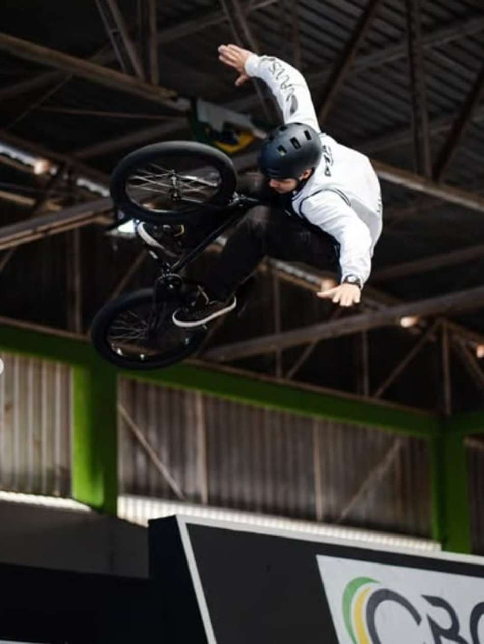 O BMX Freestyle é uma das vertentes do ciclismo olímpico (Foto: Divulgação CBC)
